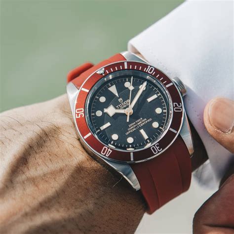 tudor black bay red rubber strap|black bay 58 straps.